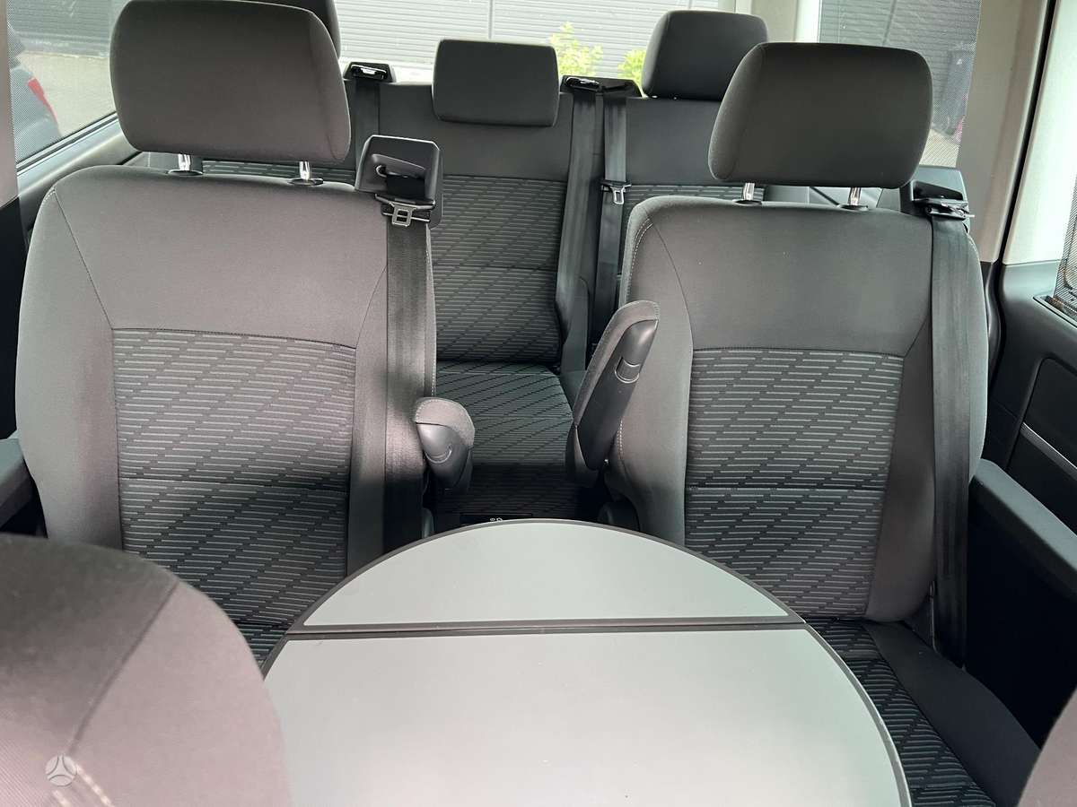 Volkswagen Multivan, 2.0 l., Минивэн