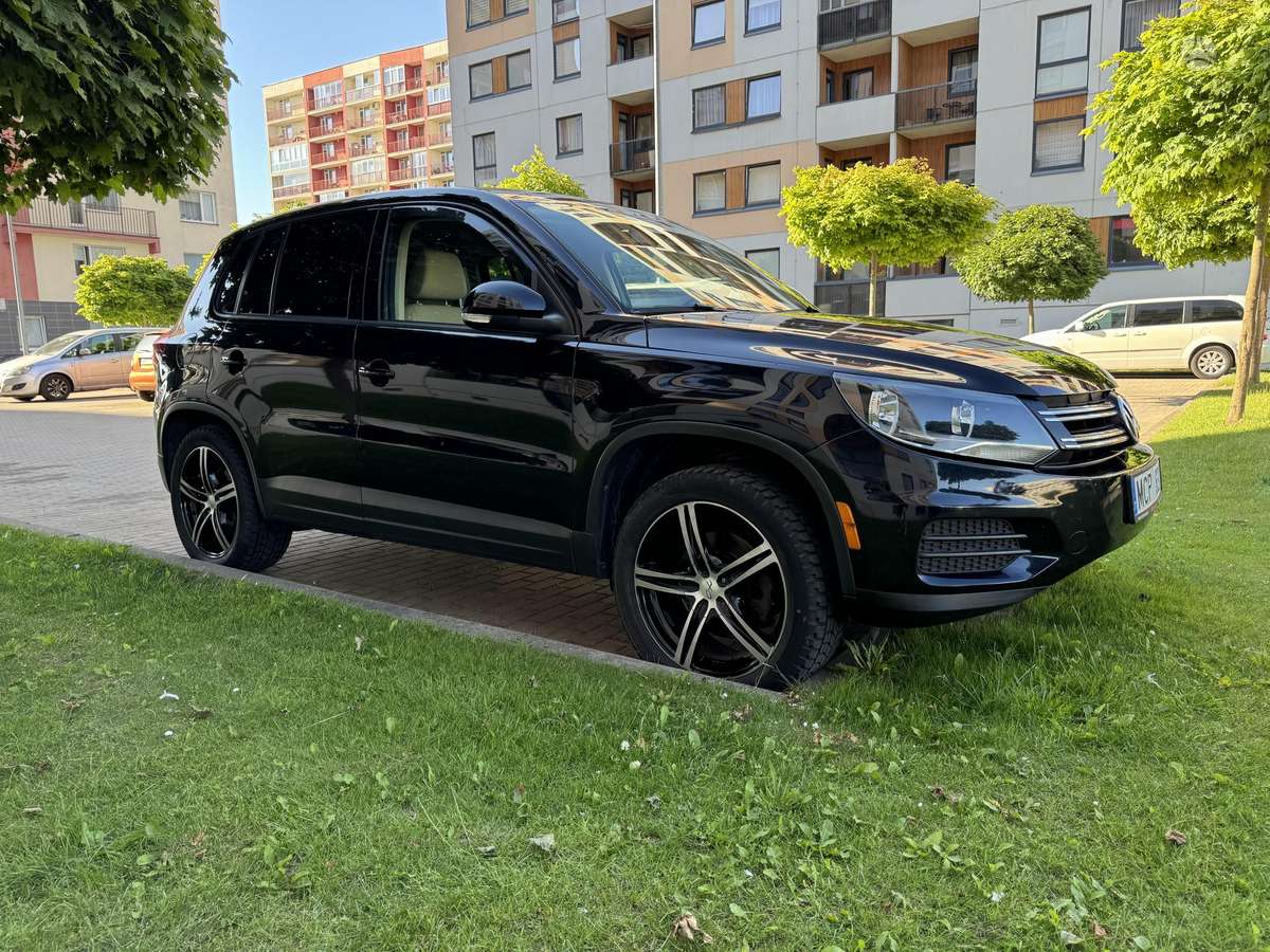 Volkswagen Tiguan - 3