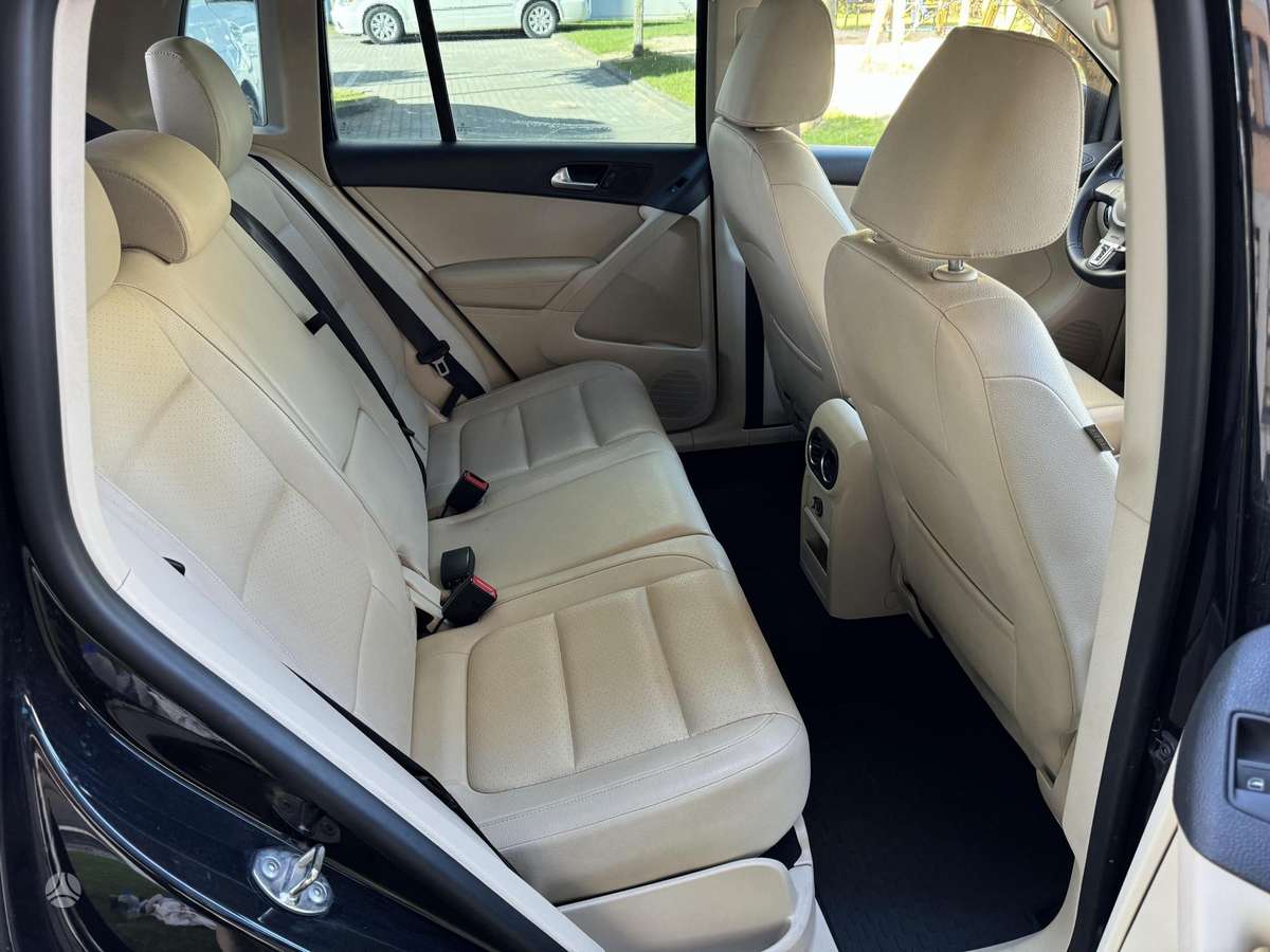 Volkswagen Tiguan - 9