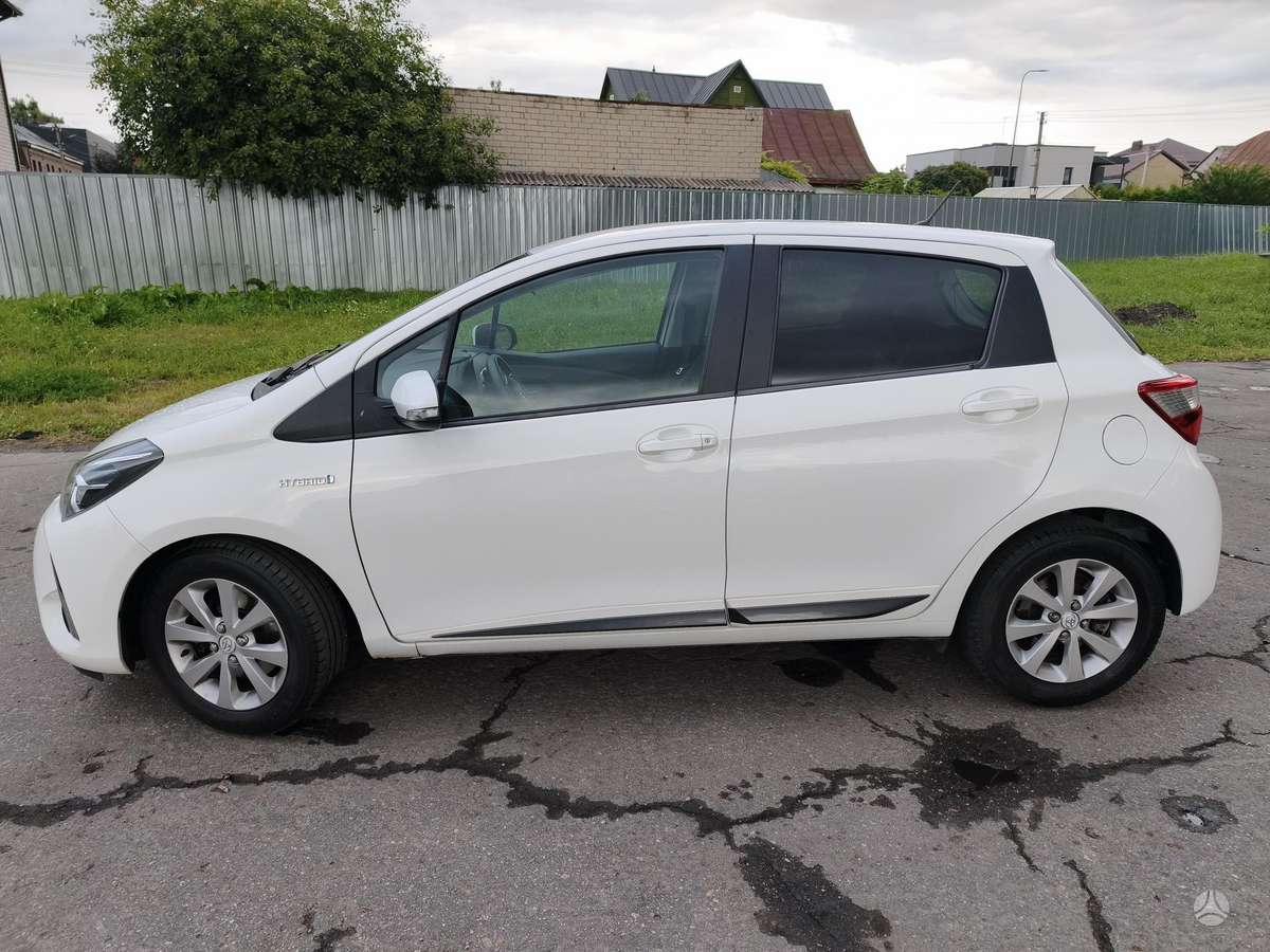Toyota Yaris - 8
