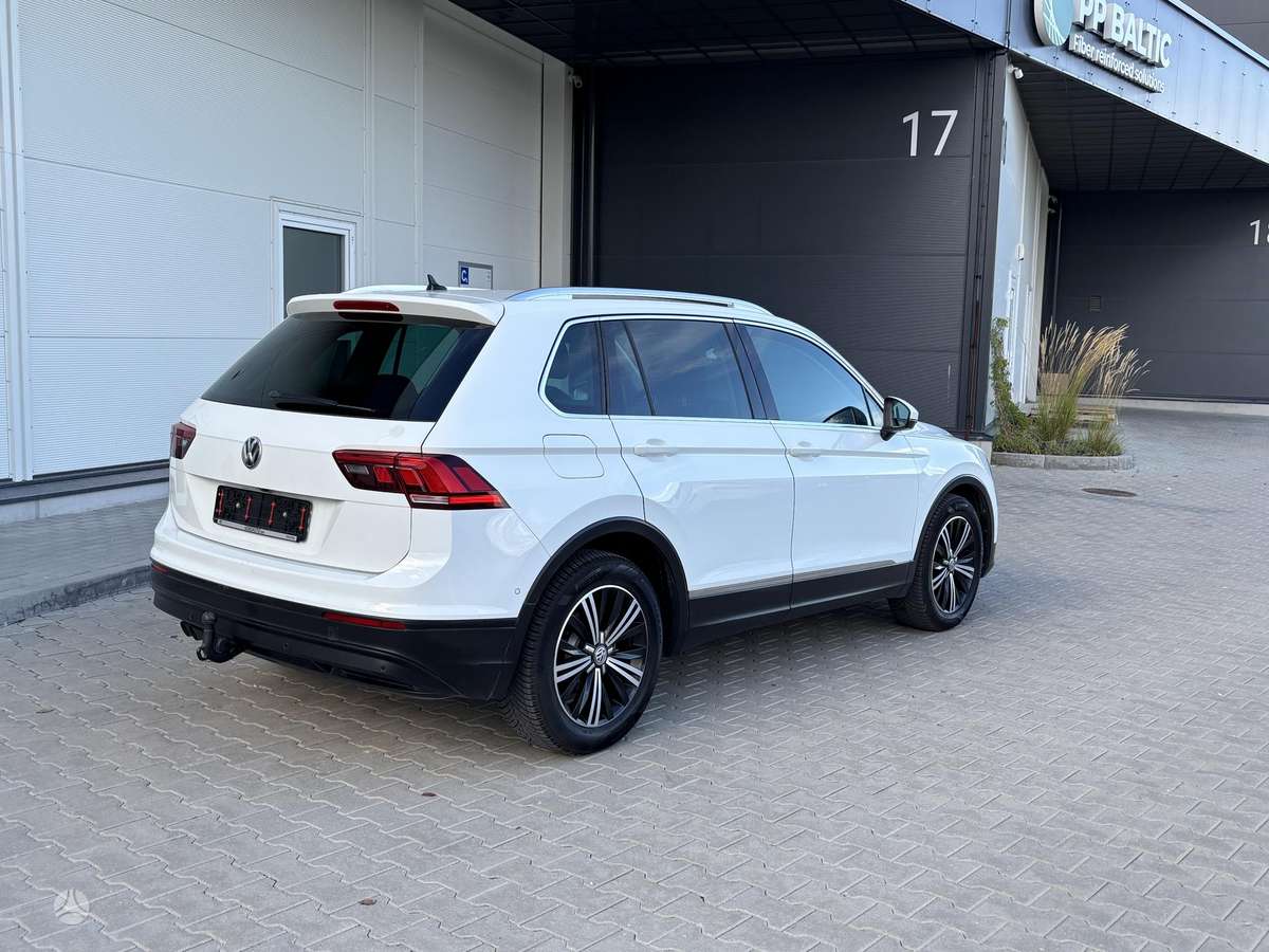 Volkswagen Tiguan - 5