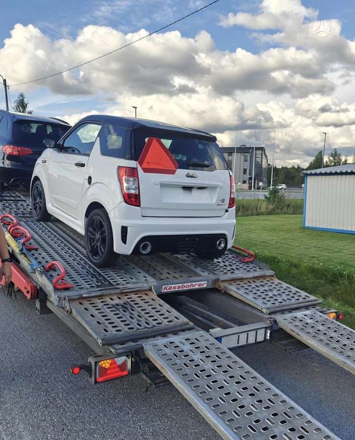Ligier JS50, 0.5 l., hatchback