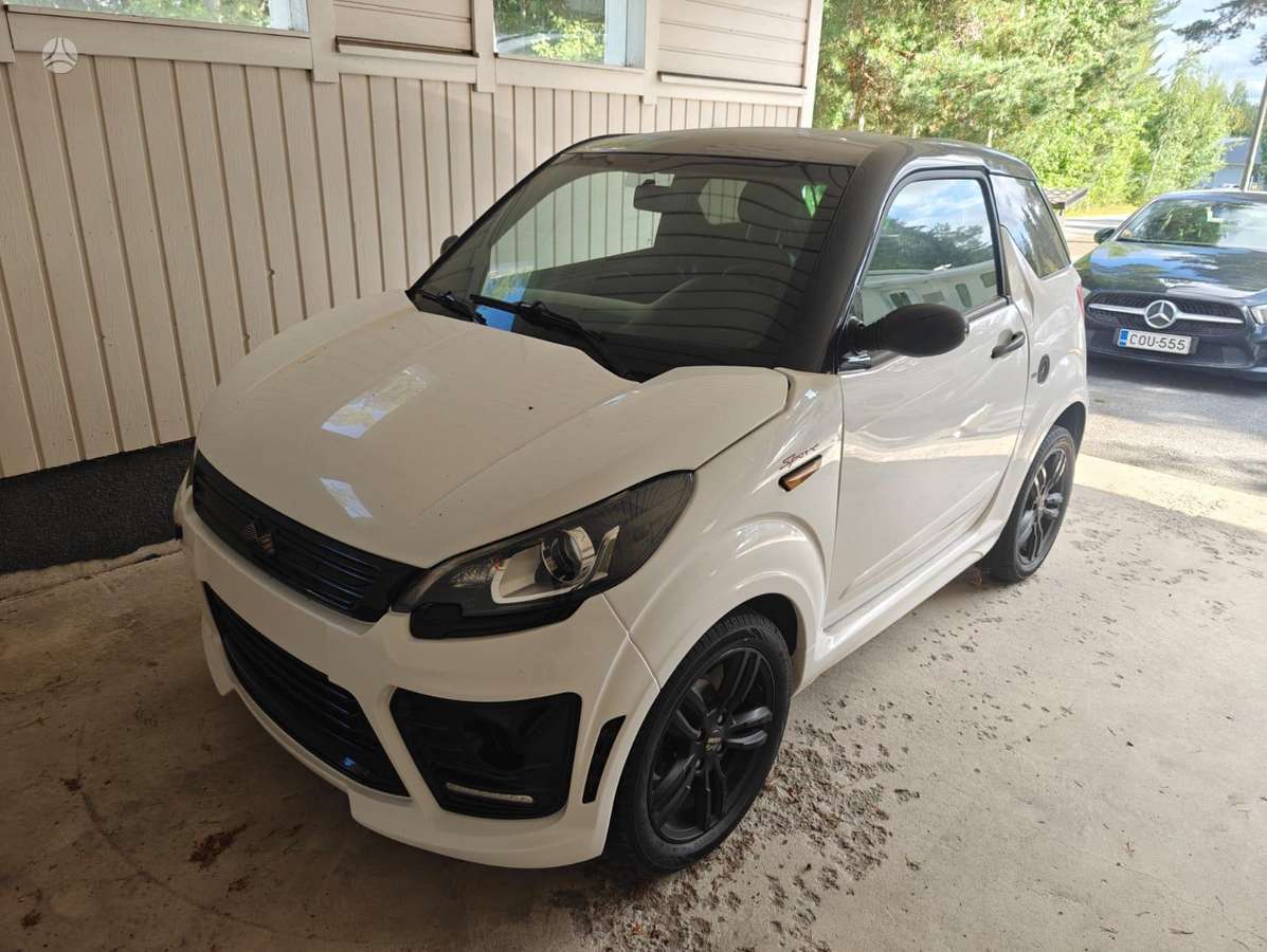 Ligier JS50, 0.5 l., Хэтчбек