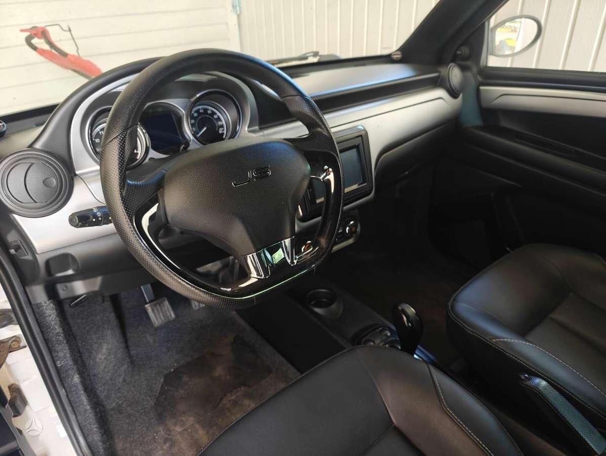 Ligier JS50, 0.5 l., Хэтчбек