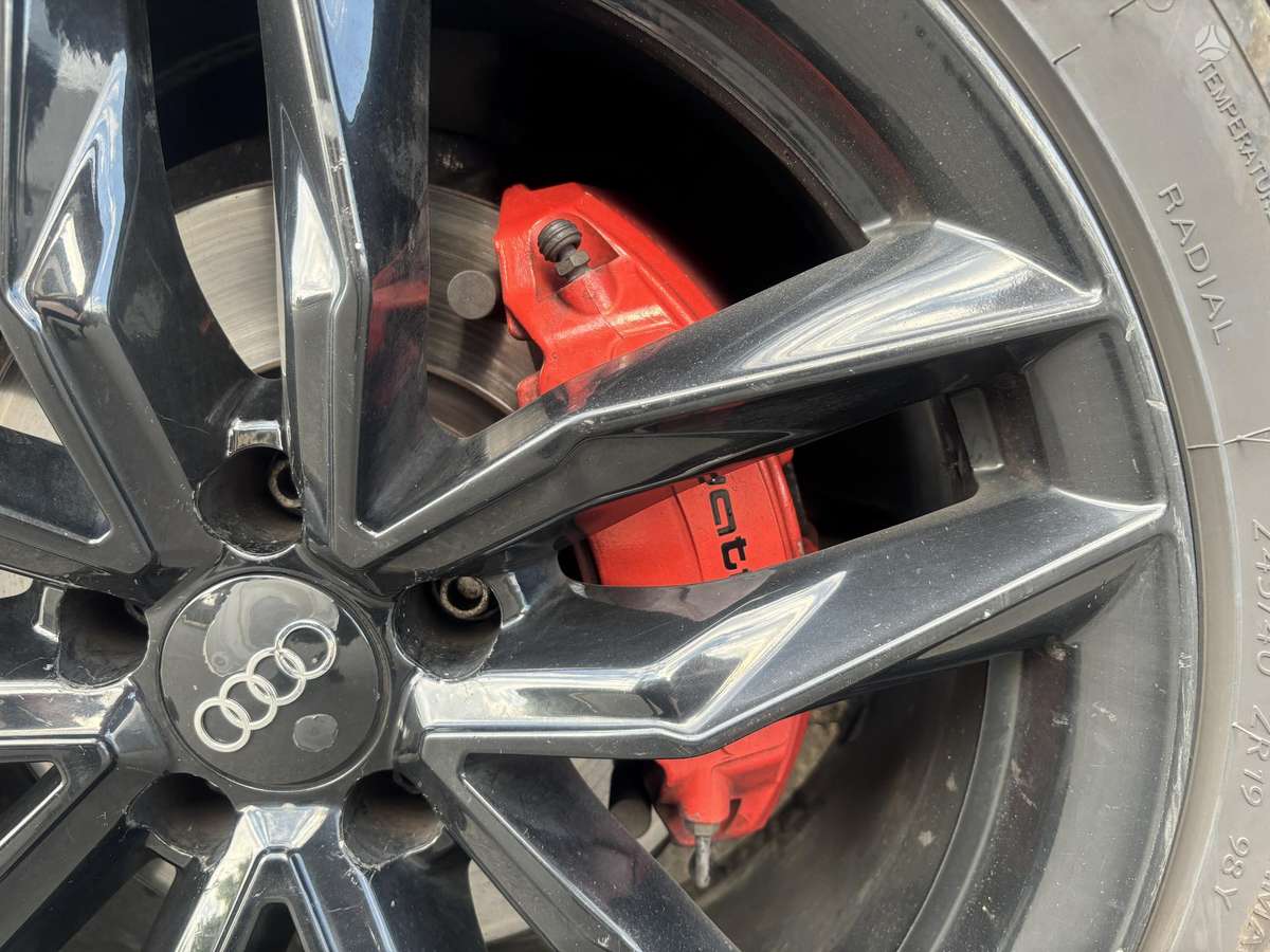 Audi A4, 2.0 l., Универсал