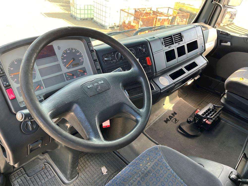 MAN TGA *HIAB 322 E-6 HIPRO*, с краном