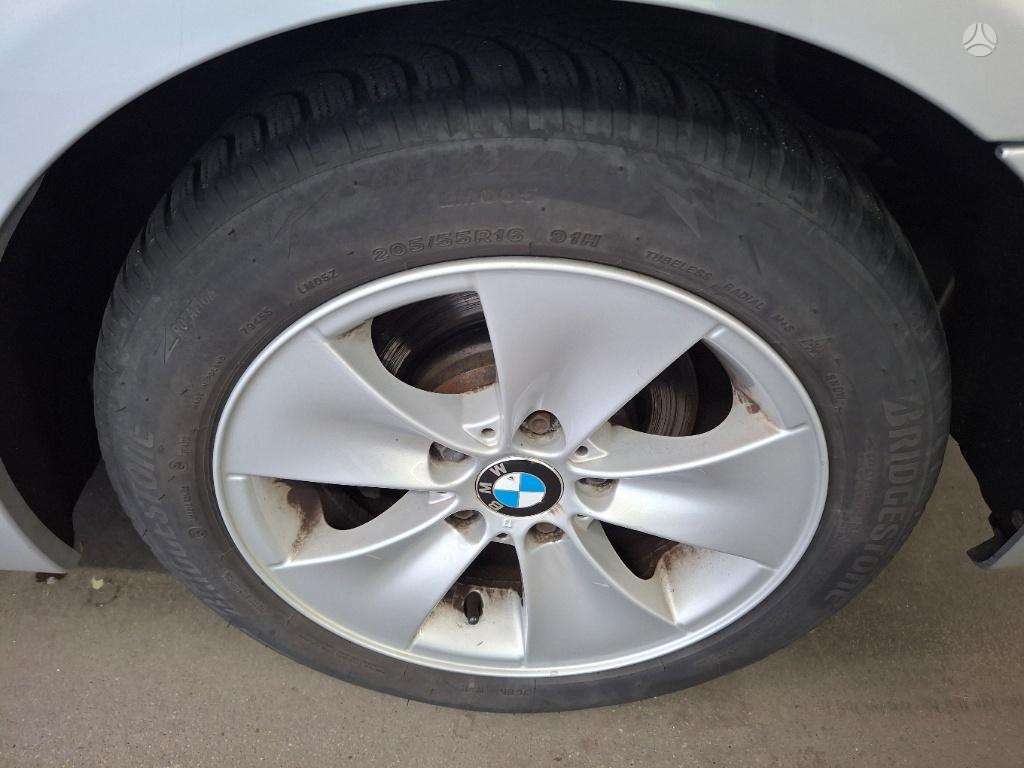 BMW 325, 2.5 l., Седан