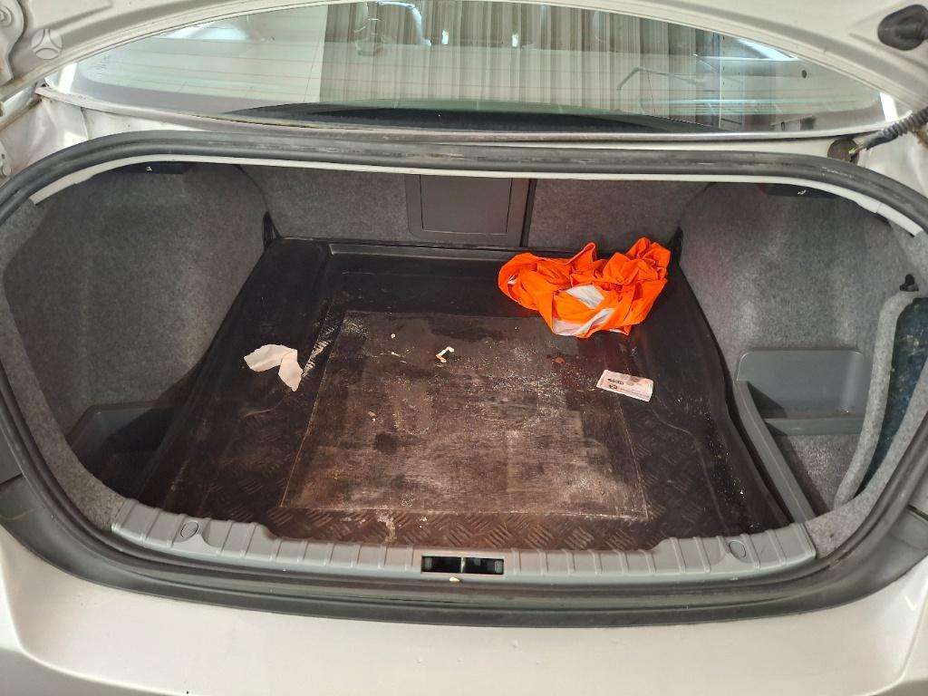 BMW 325, 2.5 l., Седан