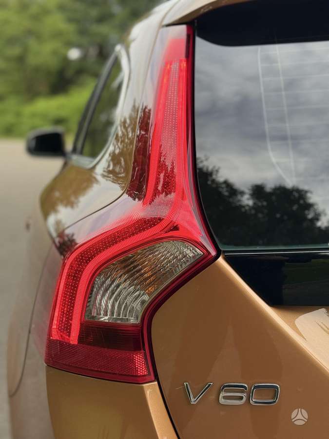 Volvo V60, 2.0 l., wagon