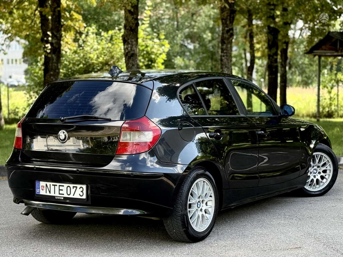 BMW 120, 2.0 l., hatchback