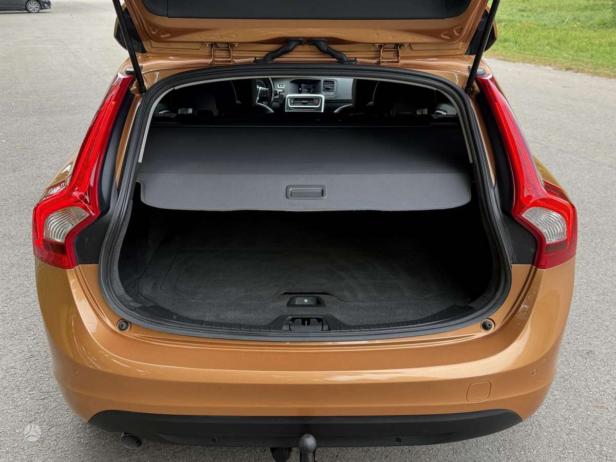 Volvo V60, 2.0 l., wagon