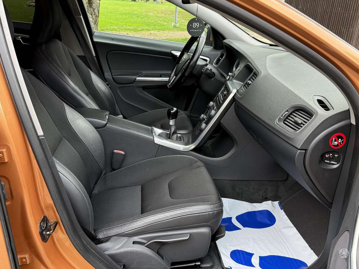 Volvo V60, 2.0 l., wagon