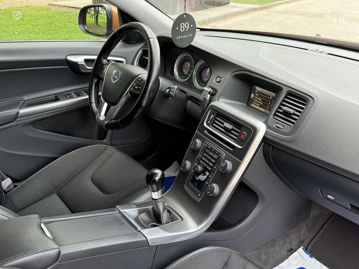 Volvo V60, 2.0 l., wagon