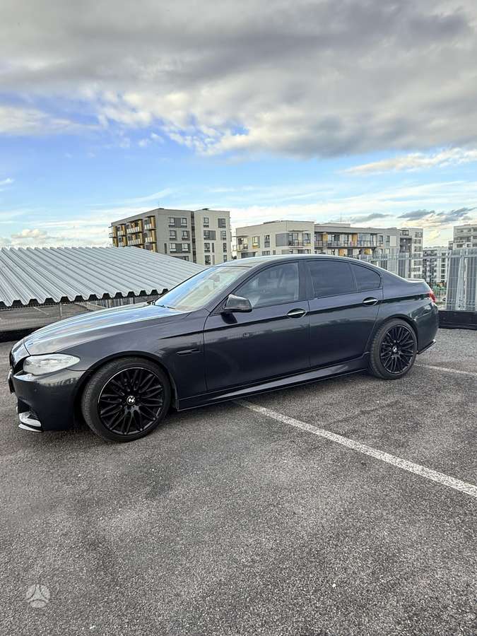 BMW 520, 2.0 l., Седан