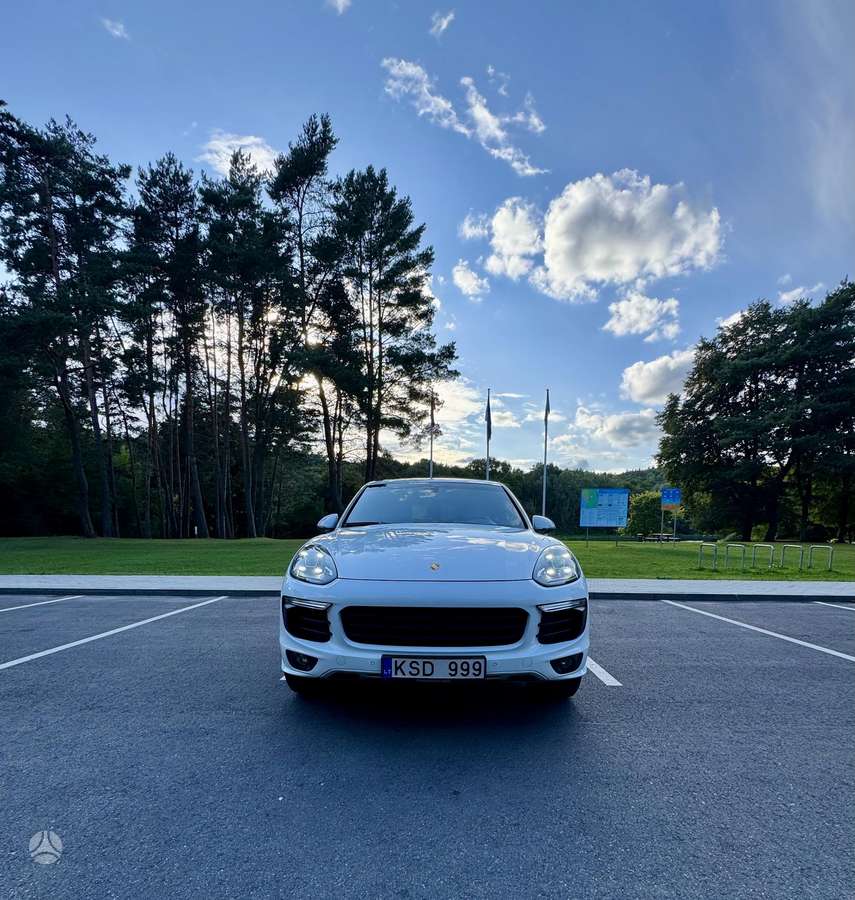 Porsche Cayenne - 3