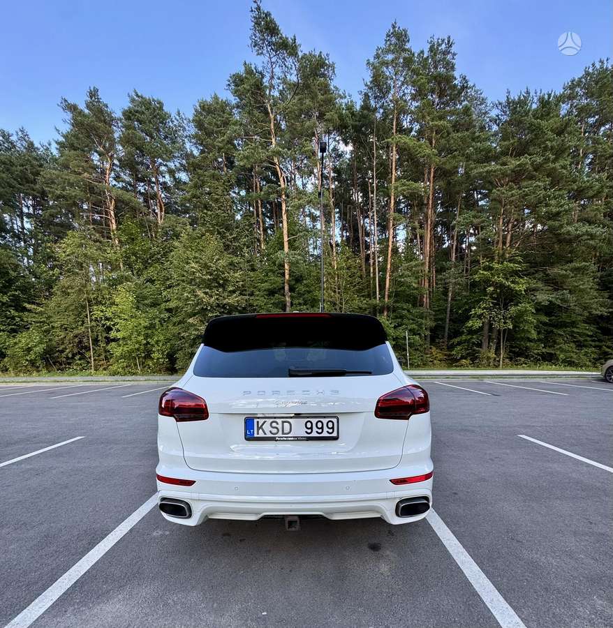 Porsche Cayenne - 7