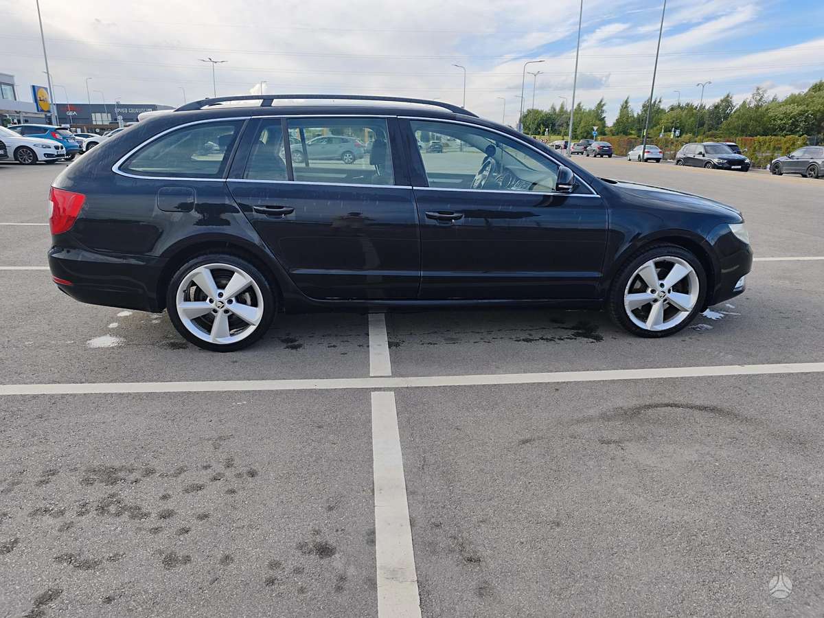 Skoda Superb, 2.0 l., Универсал