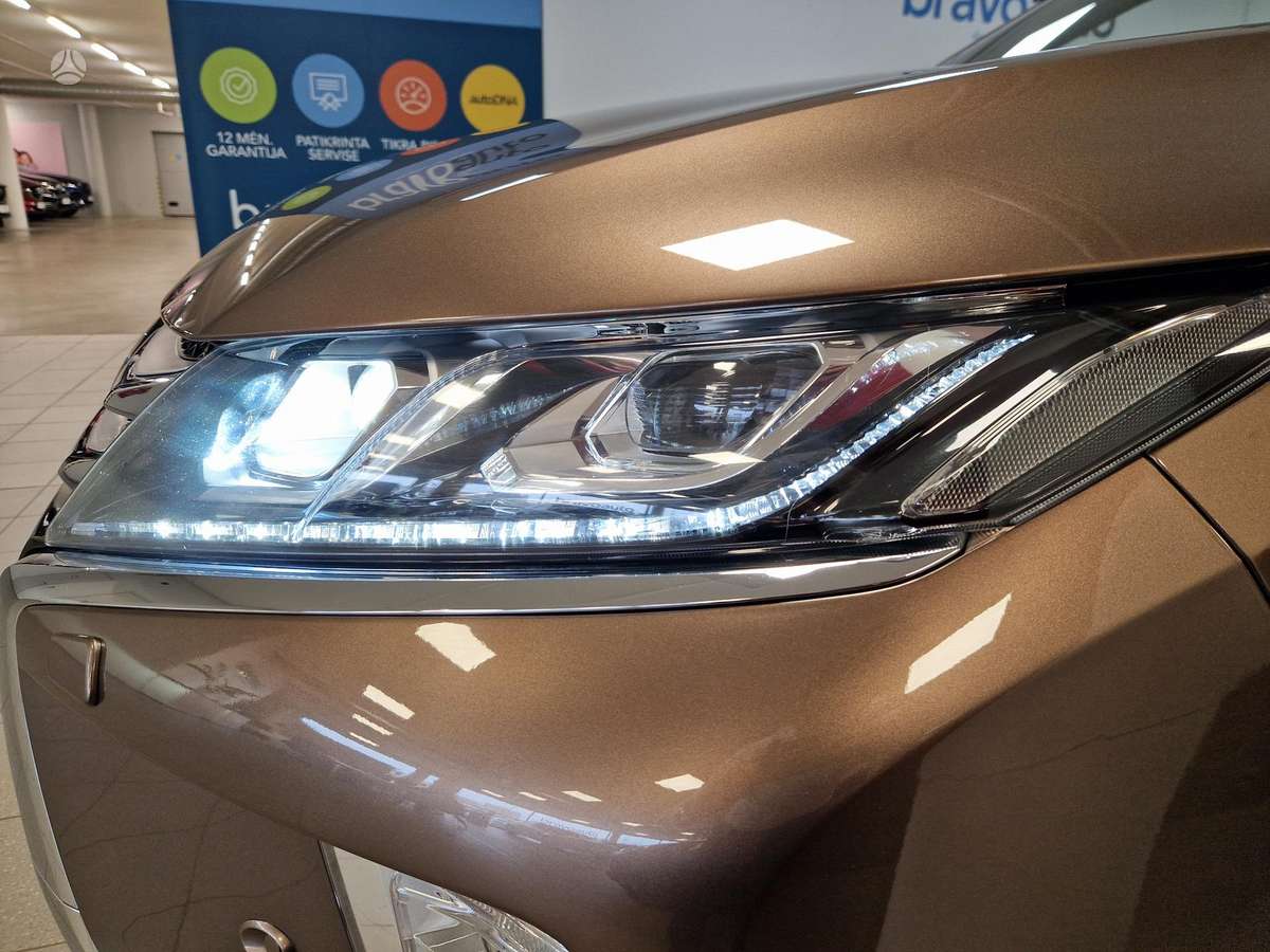 Mitsubishi Eclipse Cross, 1.5 l., off-road / crossover