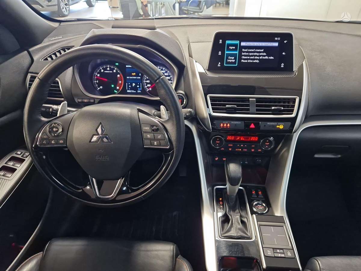 Mitsubishi Eclipse Cross, 1.5 l., off-road / crossover