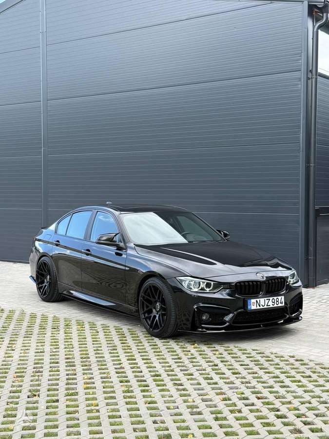 BMW 328, 2.0 l., Седан