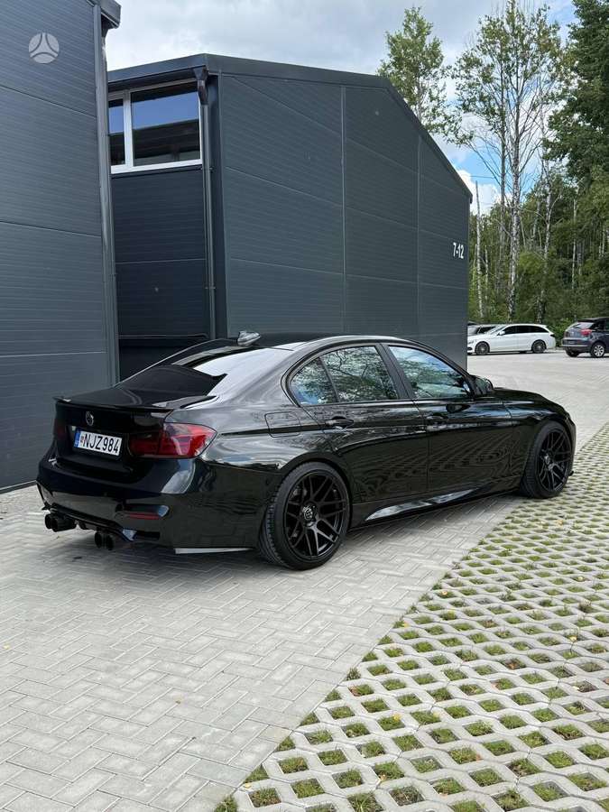 BMW 328, 2.0 l., Седан