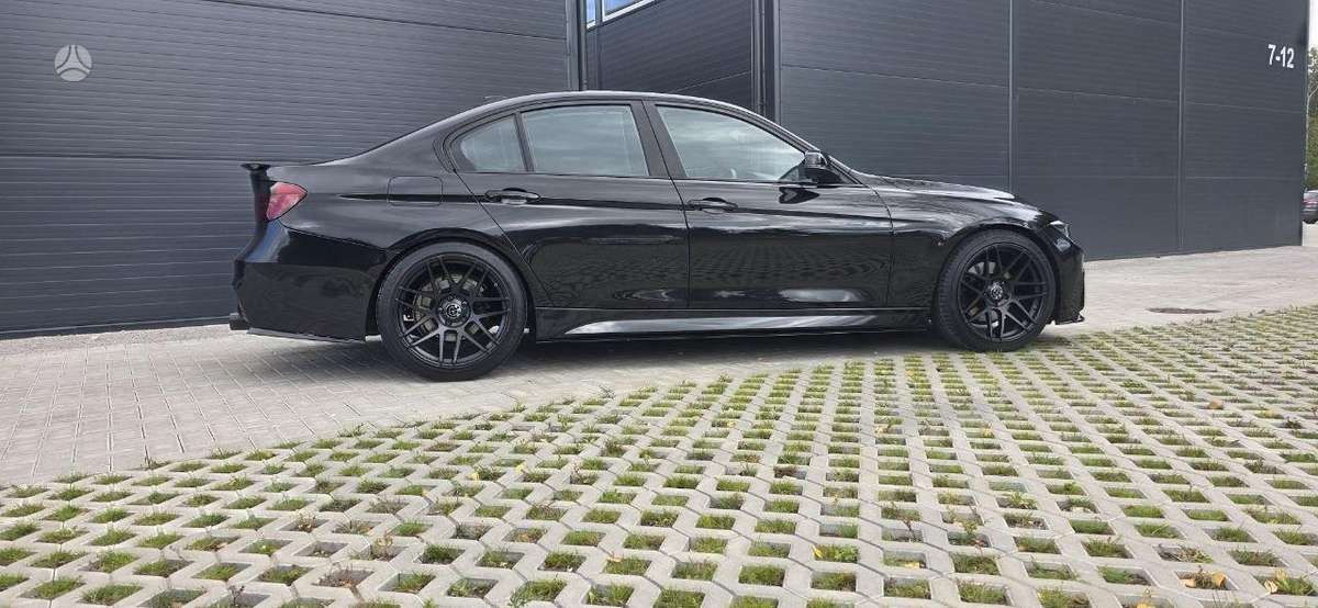 BMW 328, 2.0 l., Седан