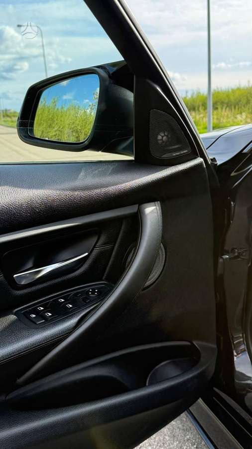 BMW 328, 2.0 l., Седан