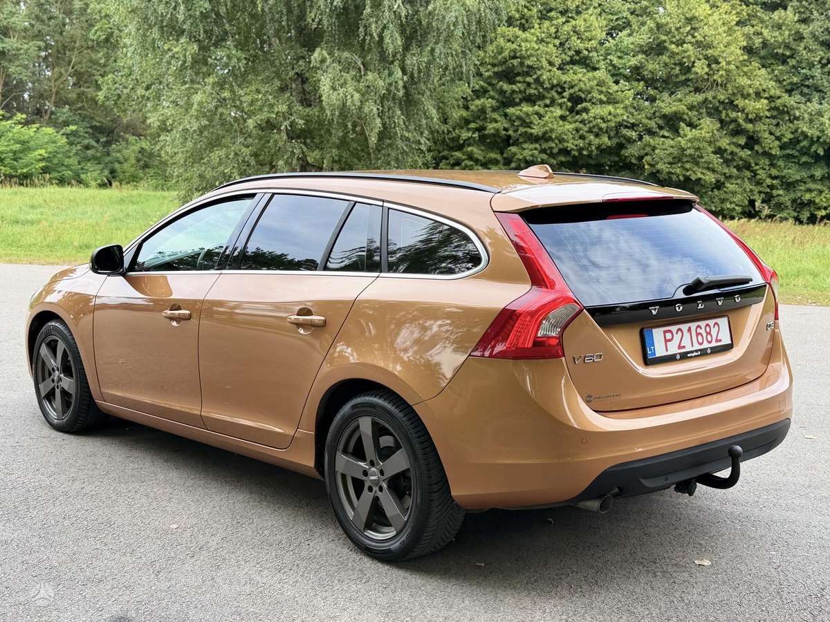 Volvo V60, 2.0 l., Универсал