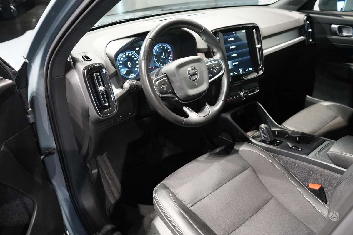 Volvo XC40 - 8