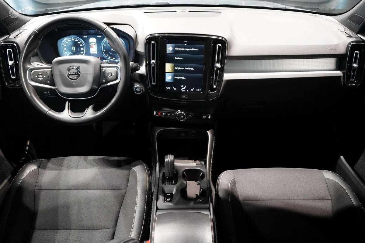 Volvo XC40 - 9
