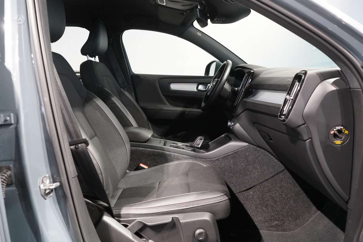 Volvo XC40 - 10