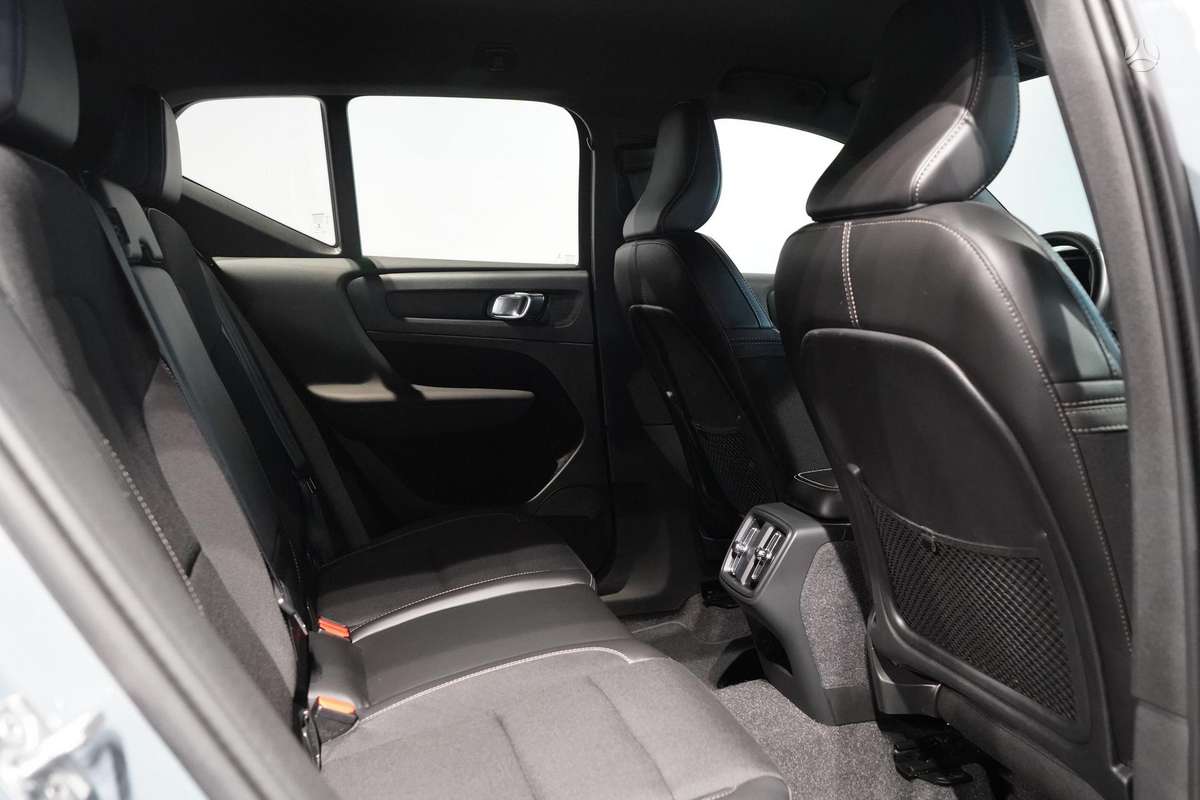 Volvo XC40 - 12