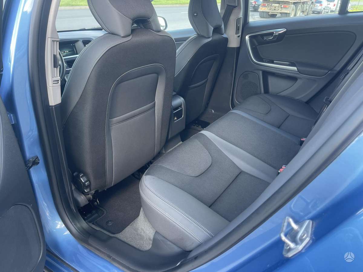 Volvo V60, 2.0 l., Универсал