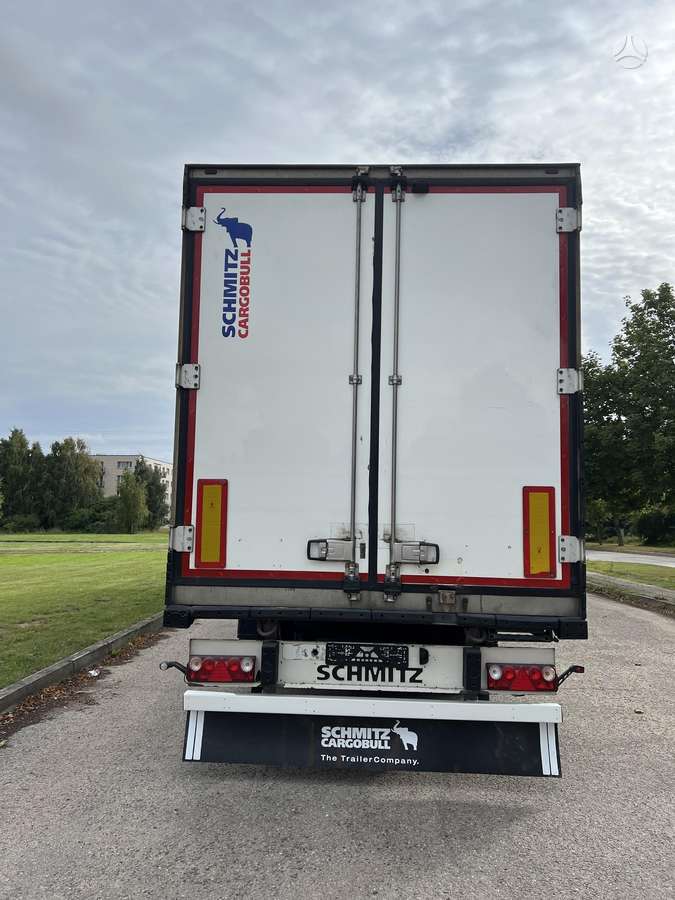 Schmitz Double Deck, šaldytuvai