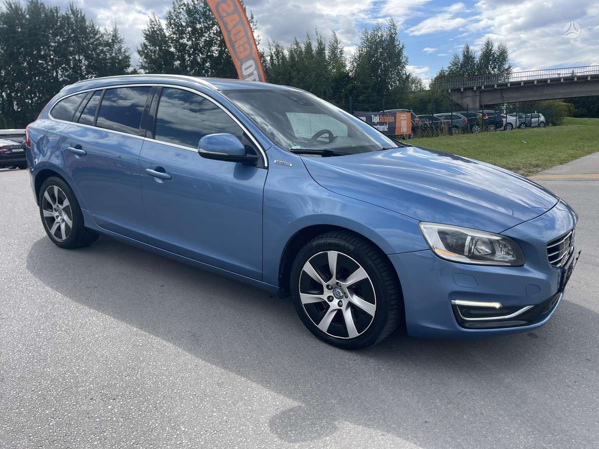 Volvo V60, 2.4 l., Универсал