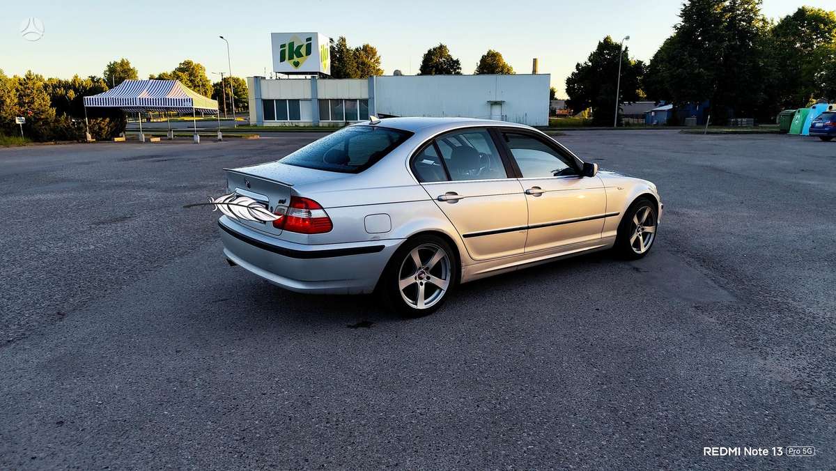 BMW 325, 2.5 l., Седан