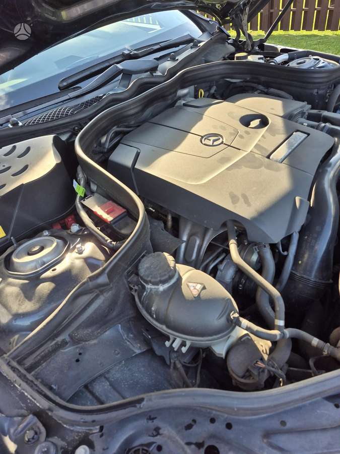 Mercedes-Benz E200, 2.0 l., Универсал