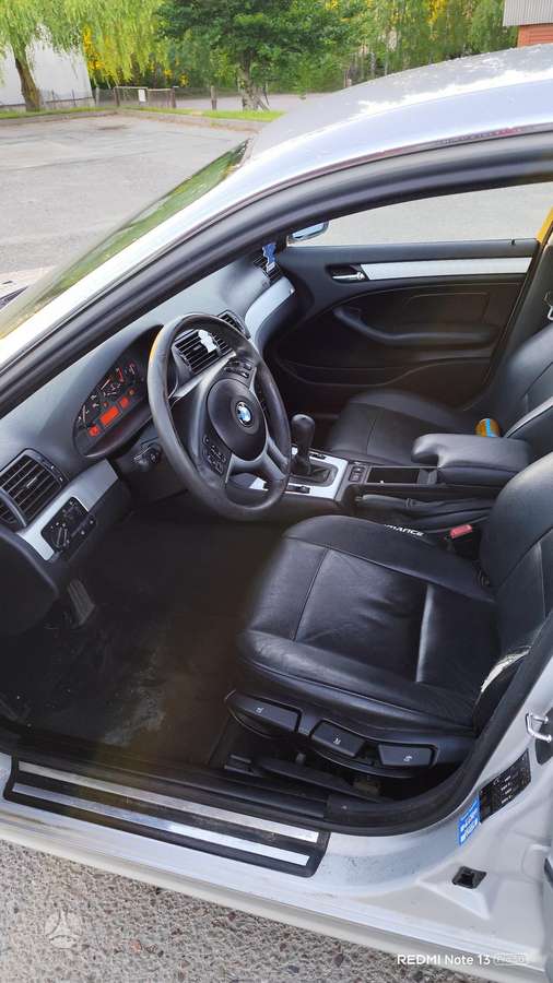 BMW 325, 2.5 l., Седан