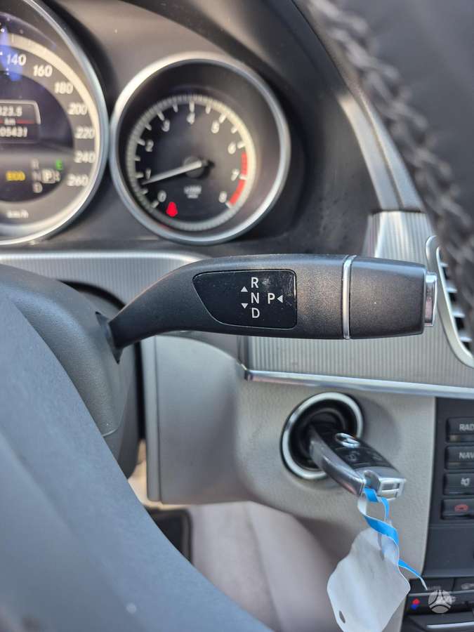 Mercedes-Benz E200, 2.0 l., Универсал