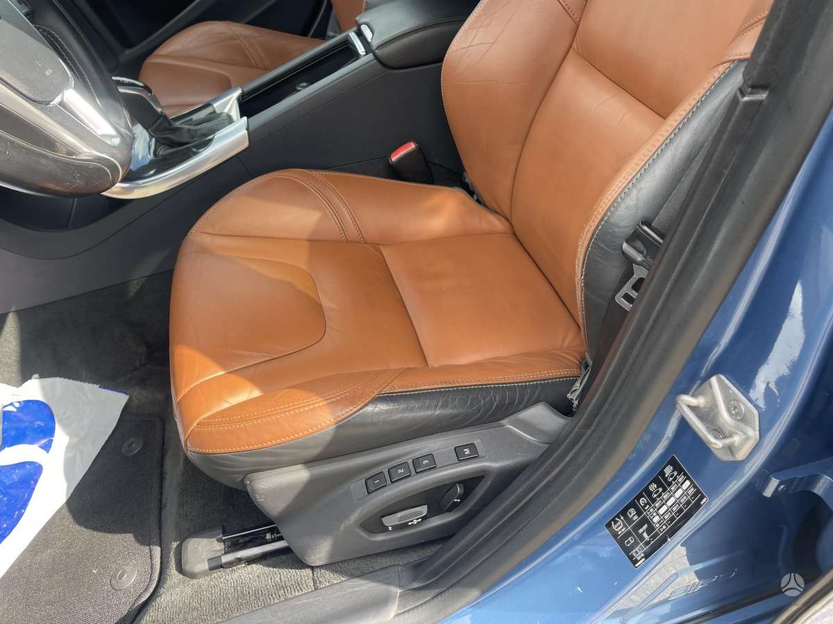 Volvo V60, 2.4 l., Универсал
