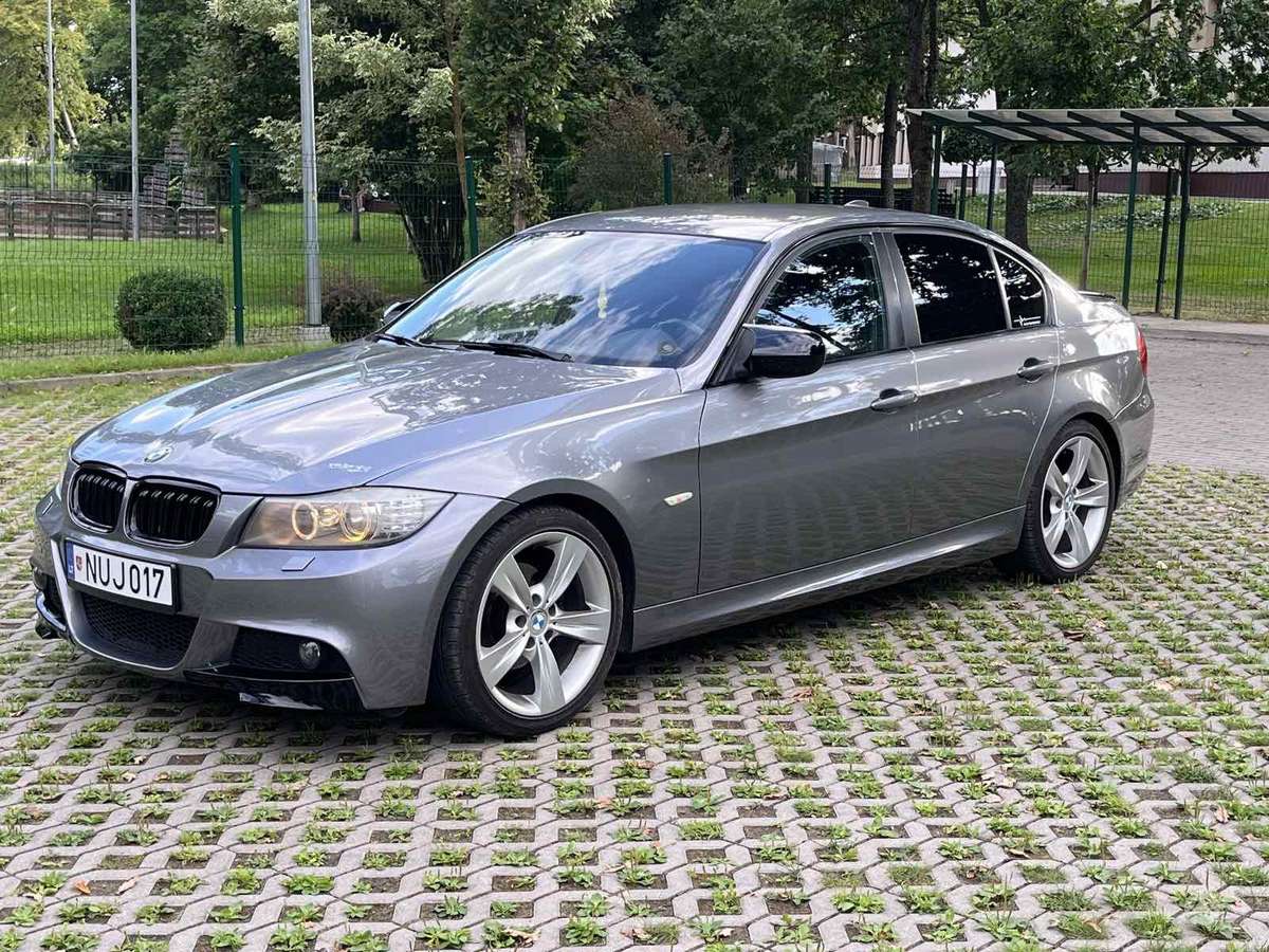 BMW 320, 2.0 l., Седан