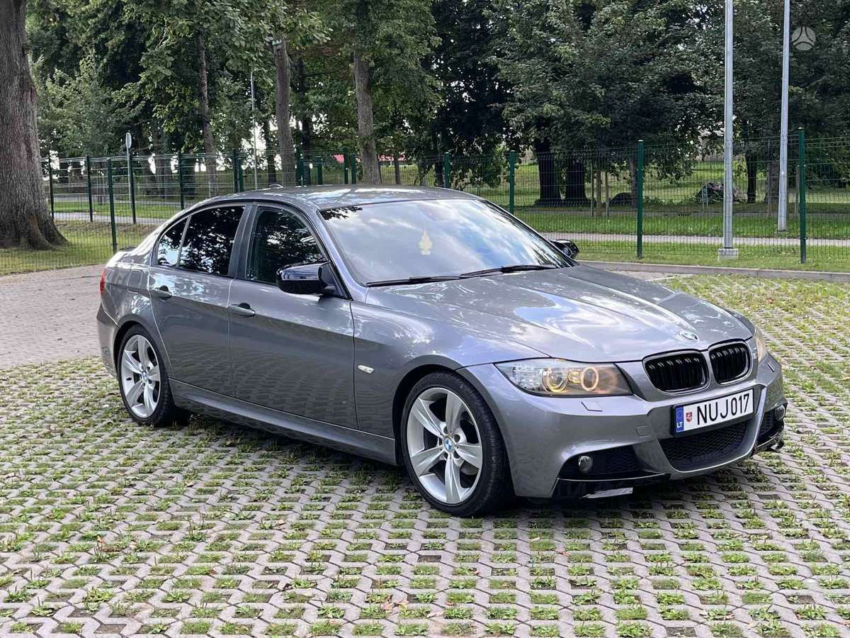 BMW 320, 2.0 l., Седан