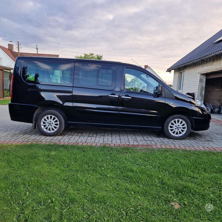 Citroen Jumpy, 2.0 l., passenger minibus