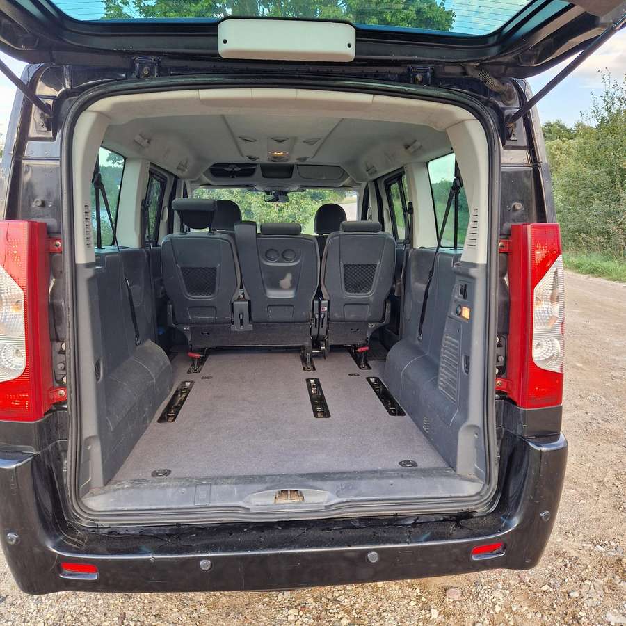 Citroen Jumpy, 2.0 l., passenger minibus