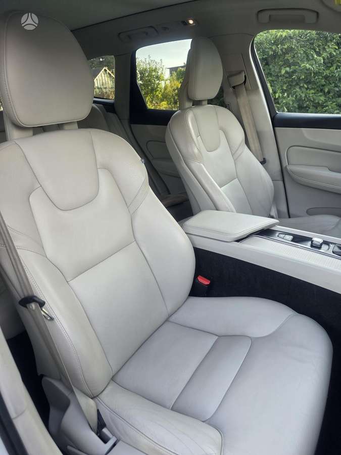 Volvo XC60 - 10