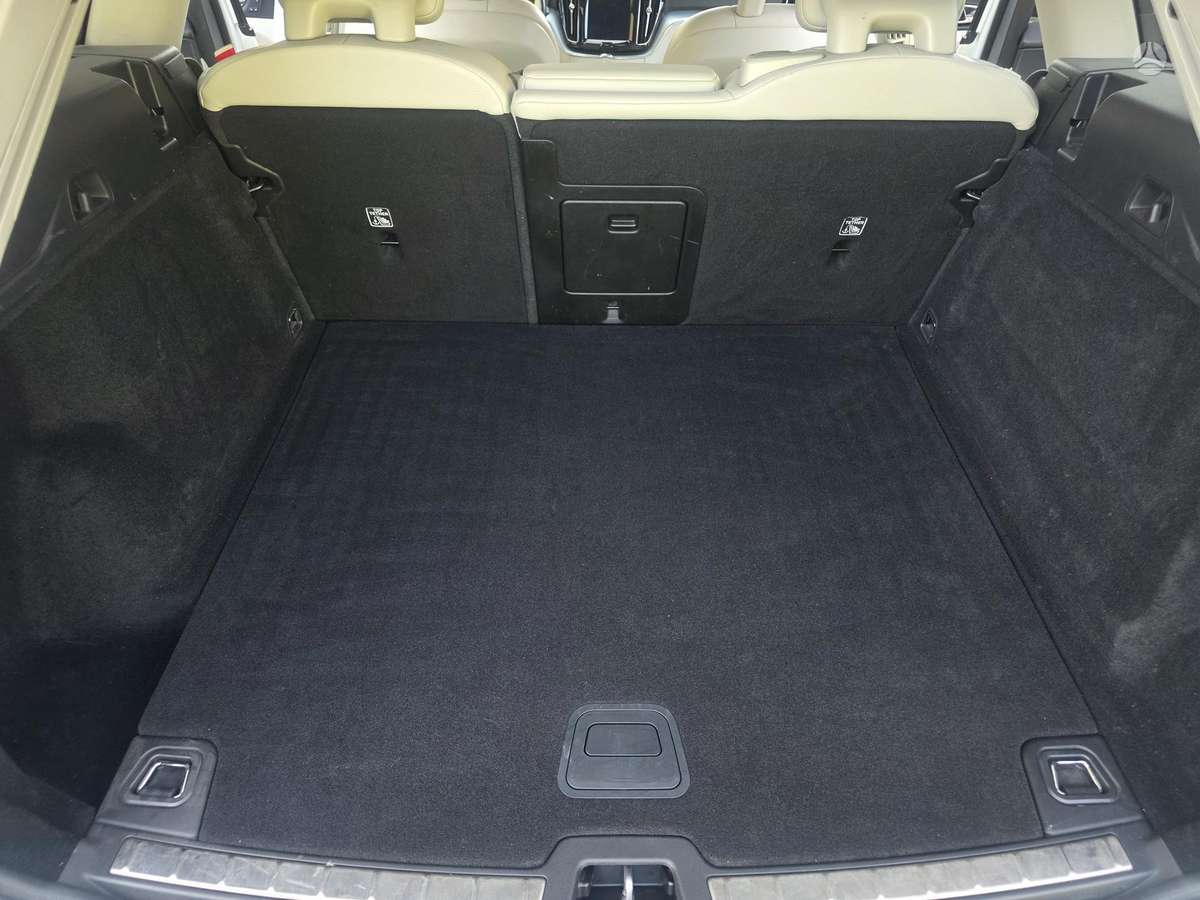 Volvo XC60 - 12