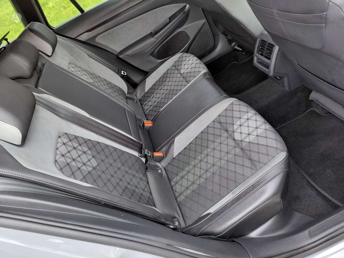 Volkswagen Golf, 2.0 l., Универсал