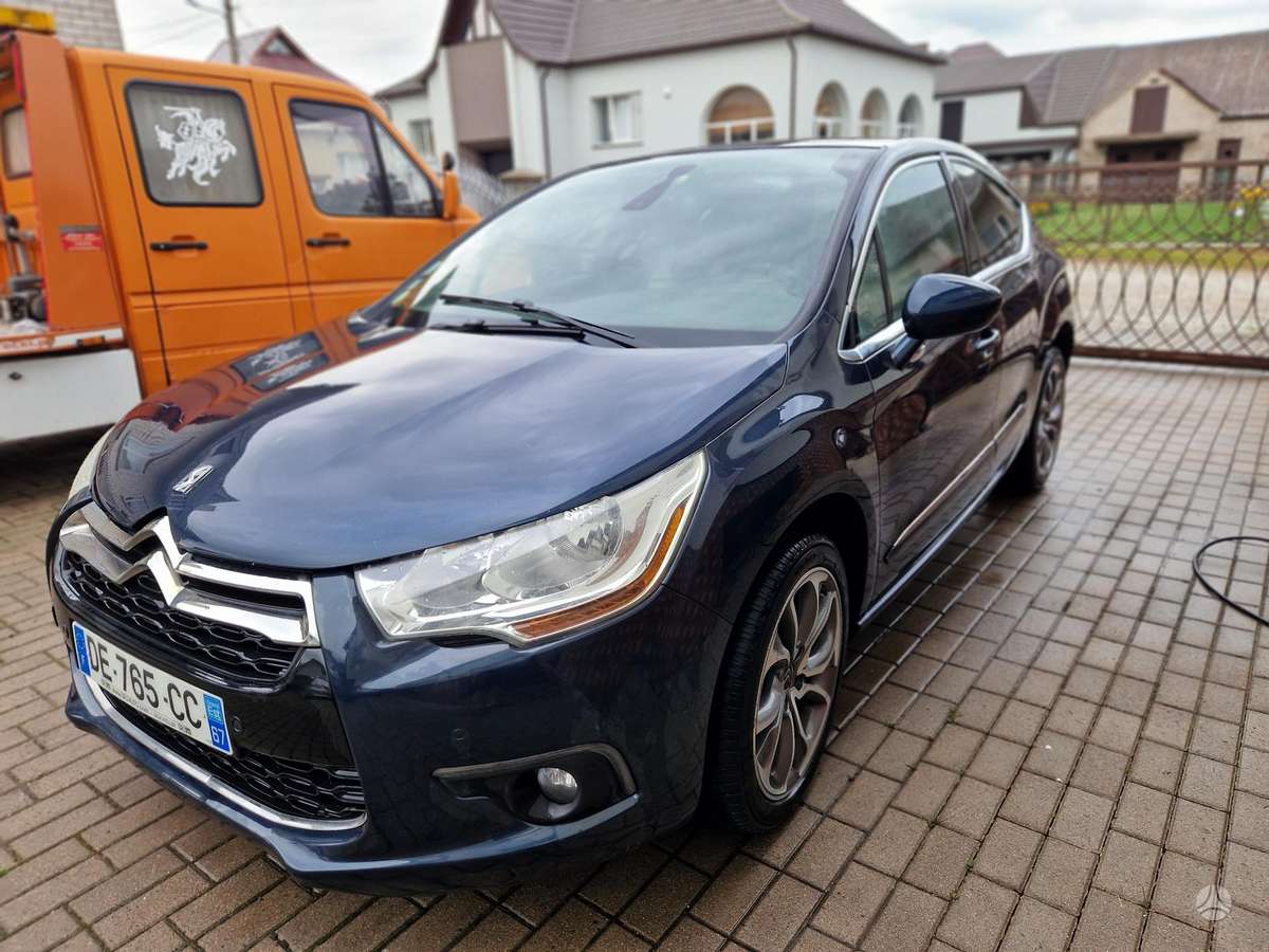 Citroen DS4, 2.0 l., Хэтчбек