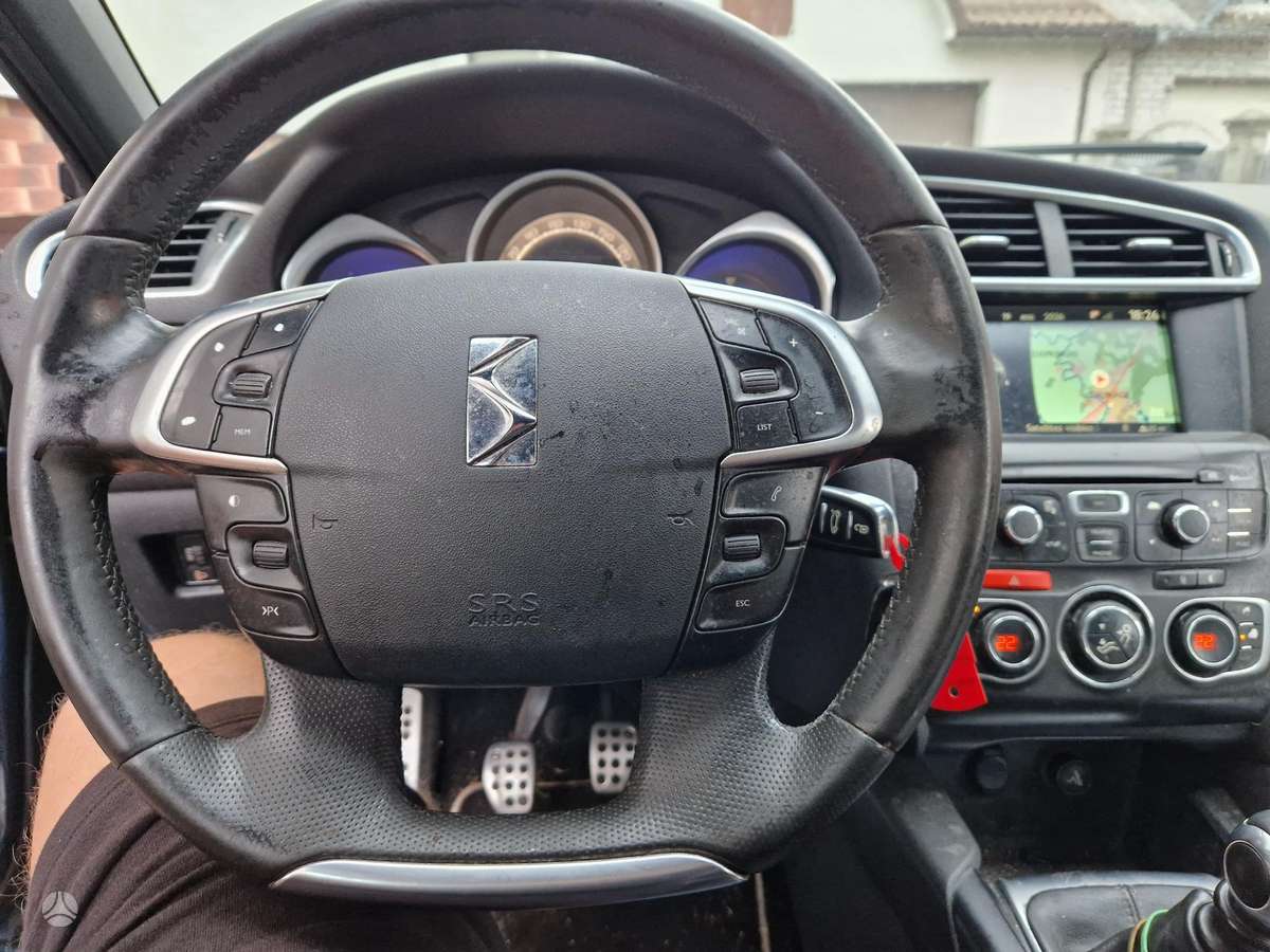 Citroen DS4, 2.0 l., Хэтчбек