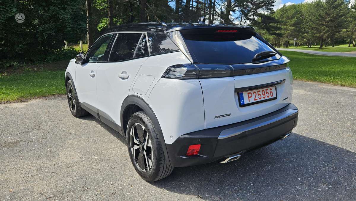 Peugeot 2008 - 12